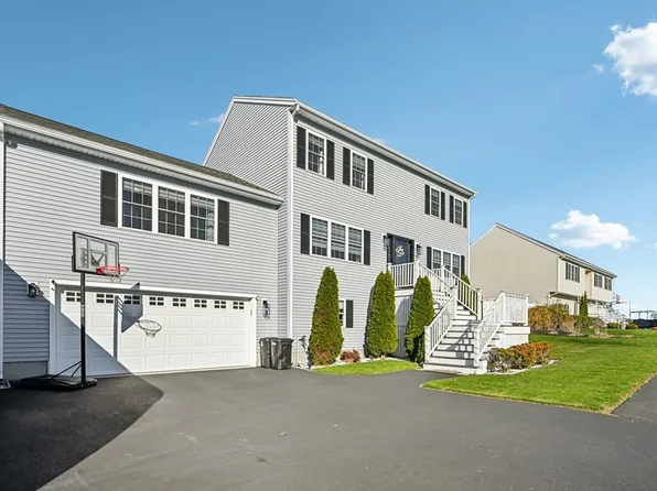 43 Gedney Dr, Peabody, MA 01960