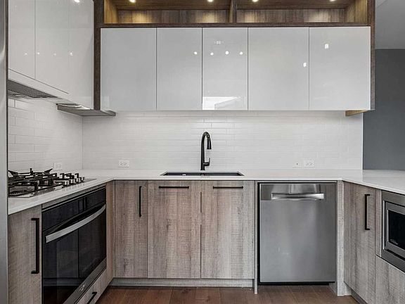 5th image of 2702 E 17th Ave SW #209