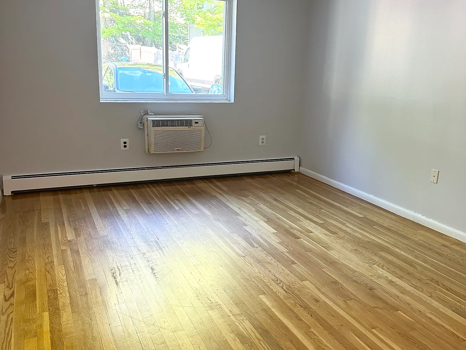 2 bed, 938 sqft, $2,800 — Photo 3