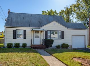 1301 Thelma Ter, Linden, NJ 07036