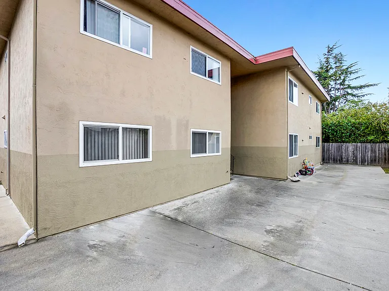 5823 Alameda Ave #D — Photo 21