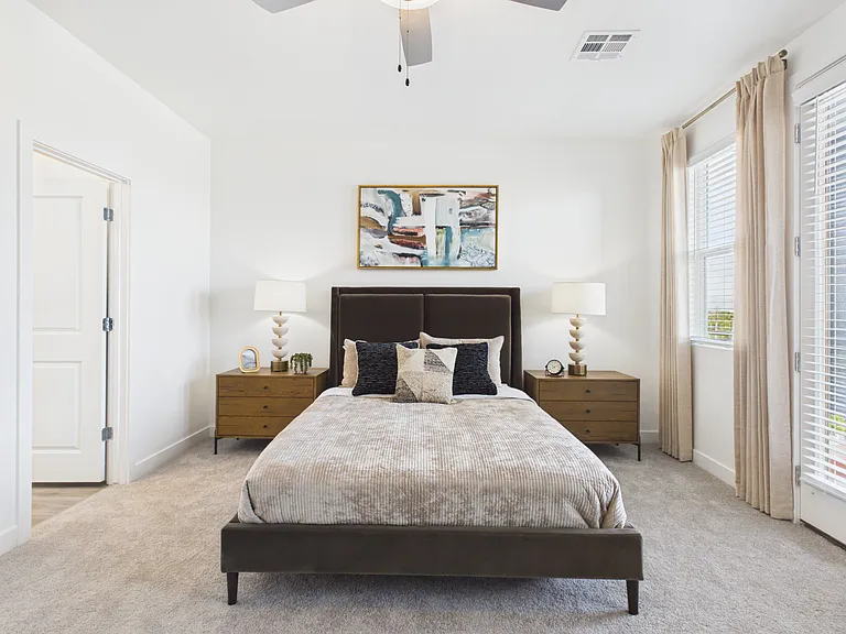 Desert Heights at Green Valley — Photo 8