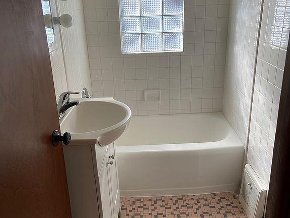 3rd image of 3233 N Humboldt Blvd