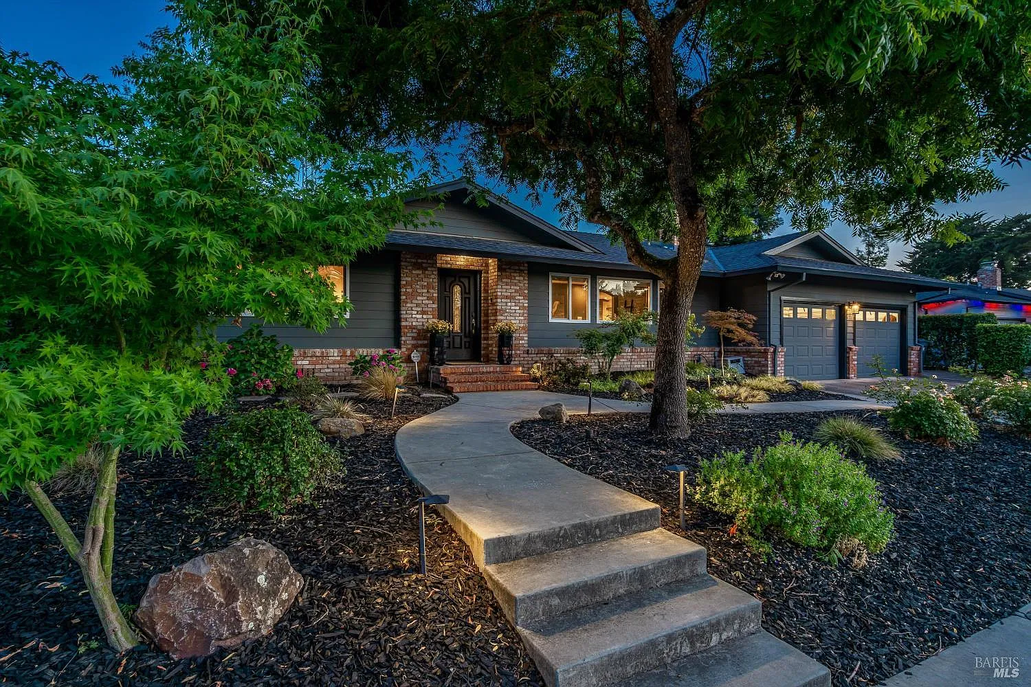 419 Mayfield Drive - Photo 10