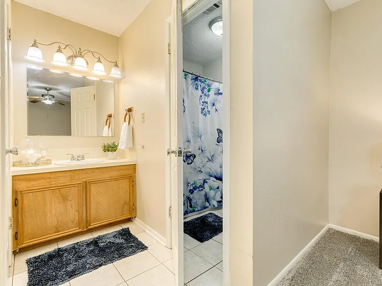 530 Tall Timber Dr — Photo 17