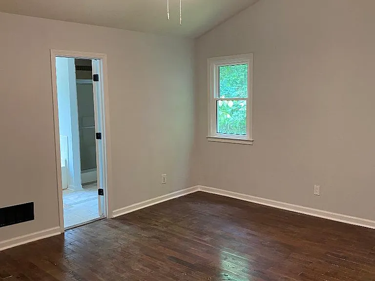 6917 Rock Creek Ct — Photo 11