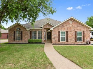 736 Tahoe Trl, Hewitt, TX 76643