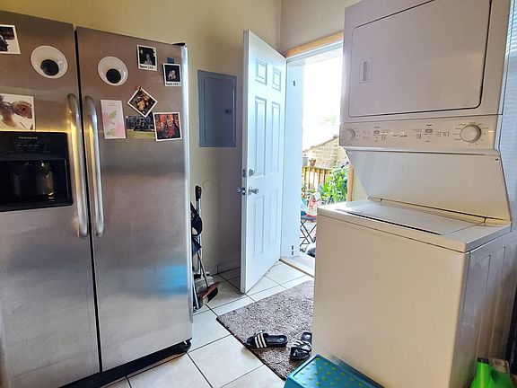 2nd image of 2641 N Milwaukee Ave #2