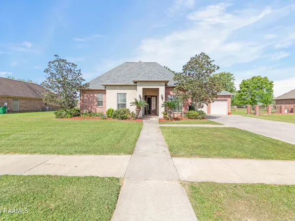 9661 Belle Place Cir, Maurice, LA 70555