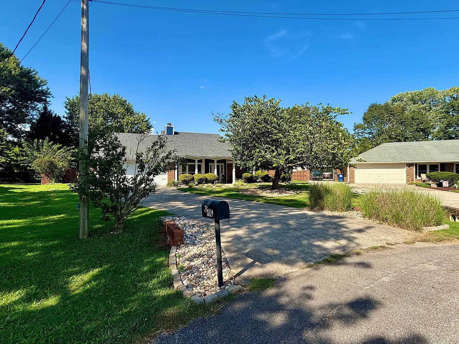 3 bed, 1615 sqft, $1,800 — Photo 2