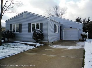 152 Port Royal Dr, Toms River, NJ 08757