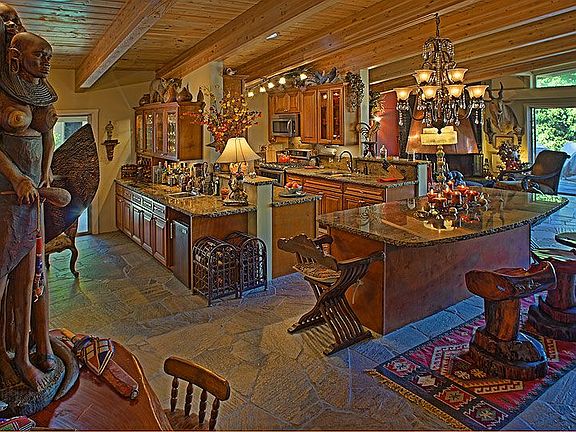 2nd image of 54561 Wildwood Dr