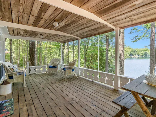 7023 N Maple Ridge Cir, Irons, MI 49644