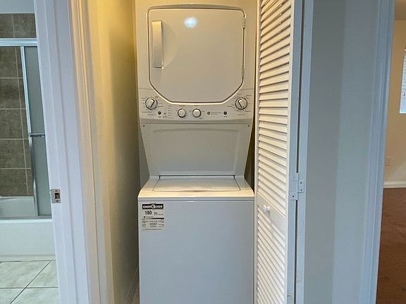 4th image of 16300 S Ainsworth St APT 3