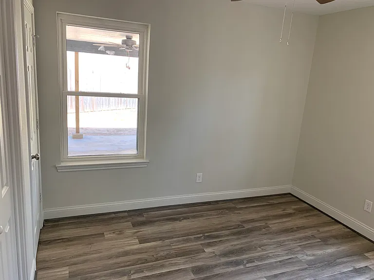 920 Leeper Dr — Photo 14