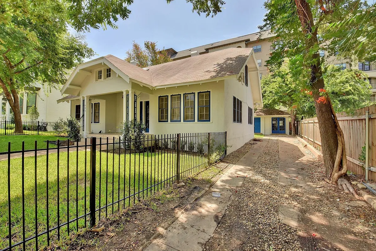 Building Photo - 903 Shoal Cliff Ct