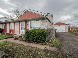 6821 Red Haw Dr, Fort Wayne, IN 46825