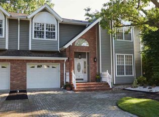18 1st St #2, New Providence, NJ 07974