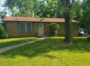 518 Jewel Dr, Clarksville, TN 37042