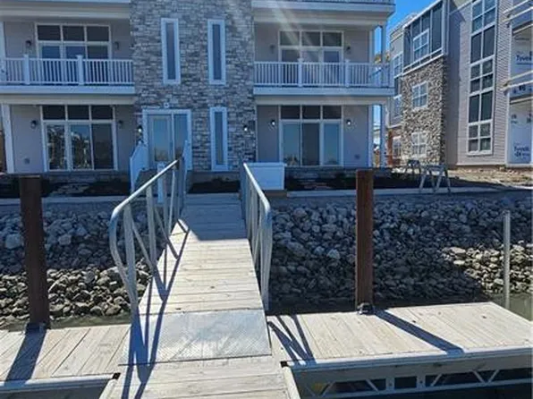 2713 S Harbor Bay Dr #1212, Lakeside Marblehead, OH 43440