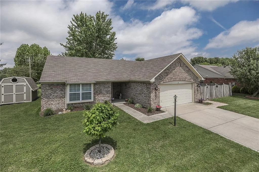 6512 Rosebush Ln photo 1