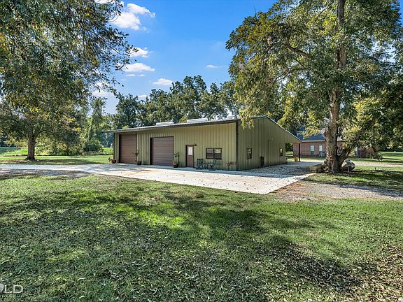 5th image of 80 River Walk Dr
