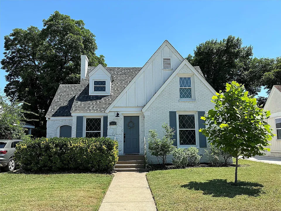 3 bed, 2.0 bath, 2000 sqft, $2,675 — Photo 4