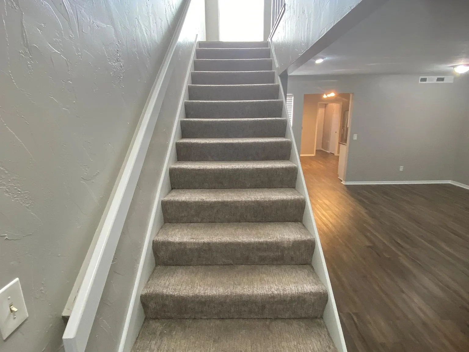 2 bed, 2.5 bath, 1680 sqft, $1,295 — Photo 3