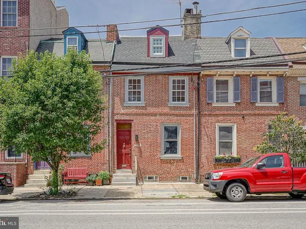 1108 S Front St, Philadelphia, PA 19147