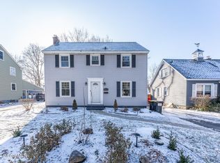 2212 Barcelona Rd, Niskayuna, NY 12309
