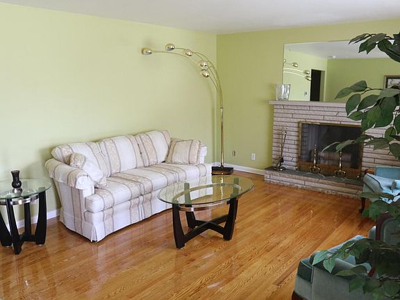 2nd image of 1815 Griggs St SE