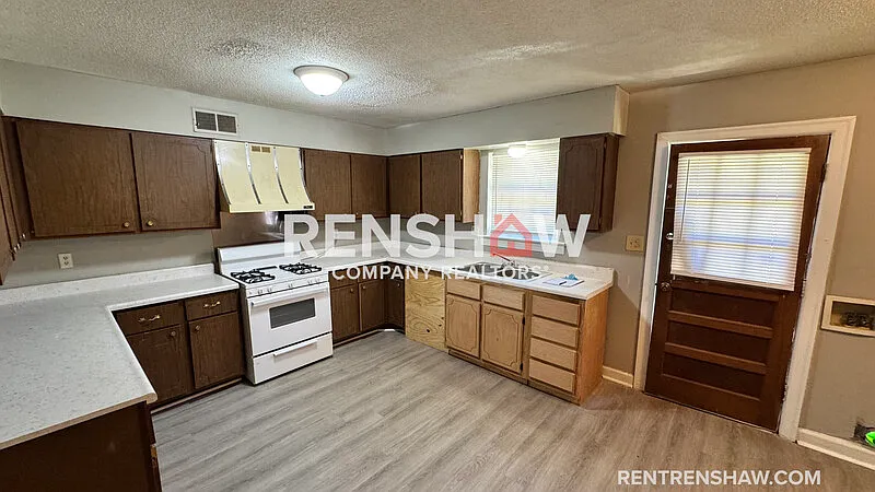 2 bed, 2.0 bath, 1120 sqft, $995 — Photo 2