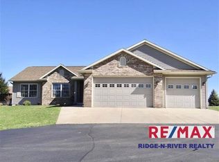 104 Wilson Rd, Mc Gregor, IA 52157