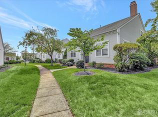 75 Winthrop Rd #D, Monroe Township, NJ 08831