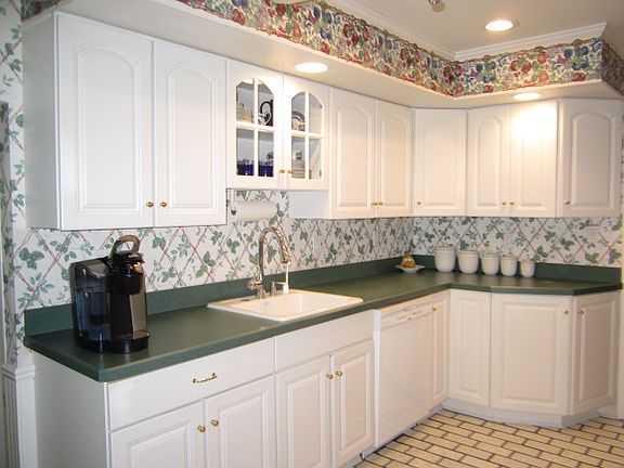 Eat In Kitchen - View 1