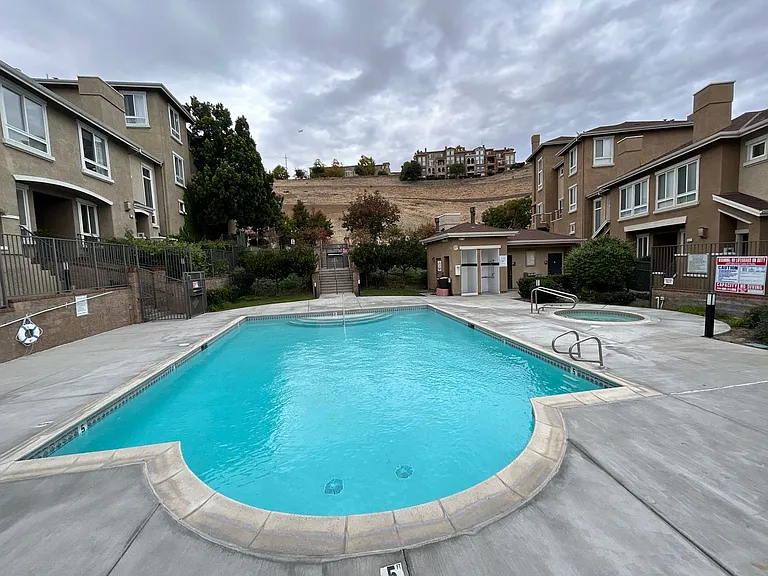 470 White Chapel Ave — Photo 18
