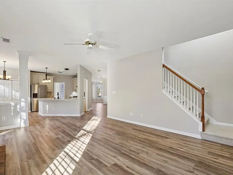 750 Hedgewick Trl — Photo 7