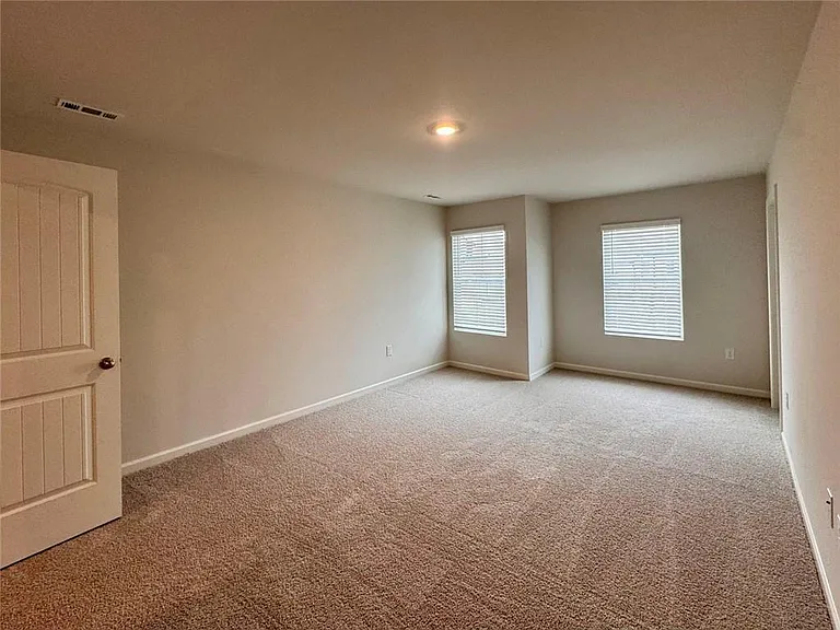 24 Berryville Dr — Photo 11
