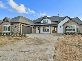 4902 Crystal Ridge Ct, College Station, TX 77845
