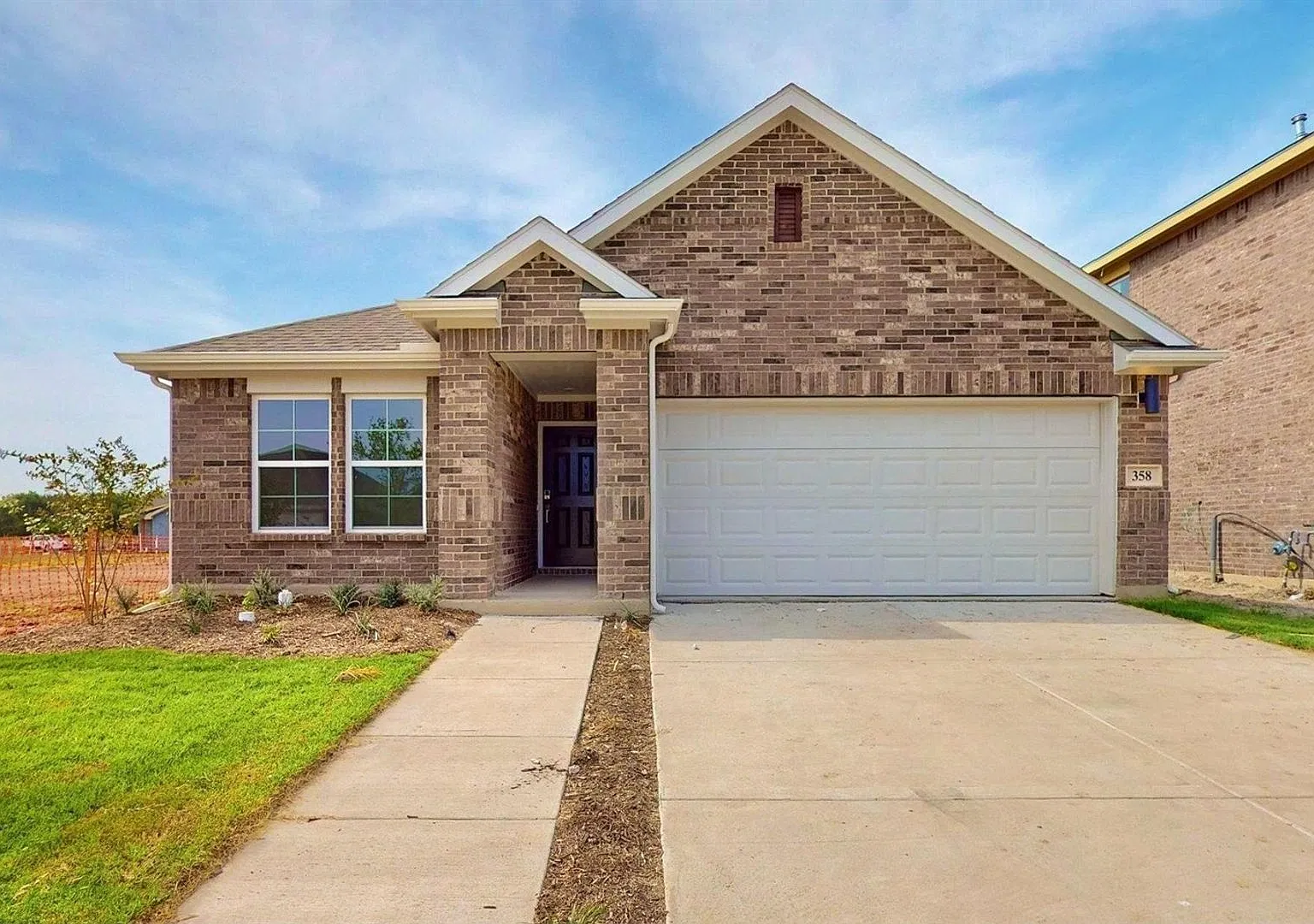 Charming 4BR House in Royse City — Photo 1
