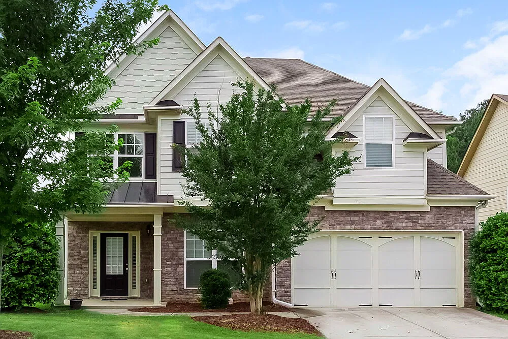 5 bed, 4.0 bath, 2424 sqft, $3,550 — Photo 1