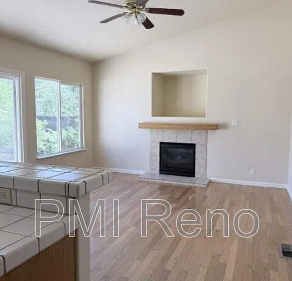 4796 Pradera St — Photo 9
