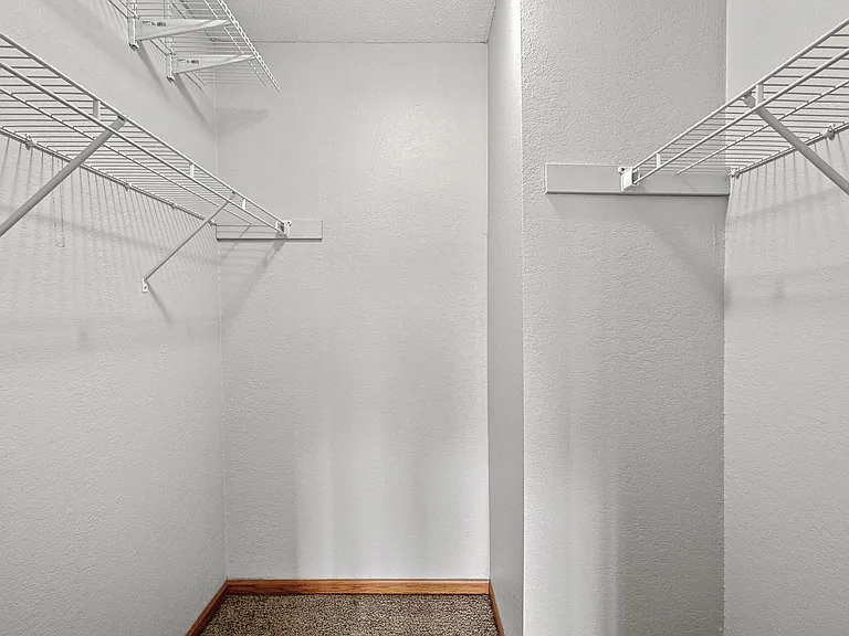 River Ridge Apartments — Photo 129