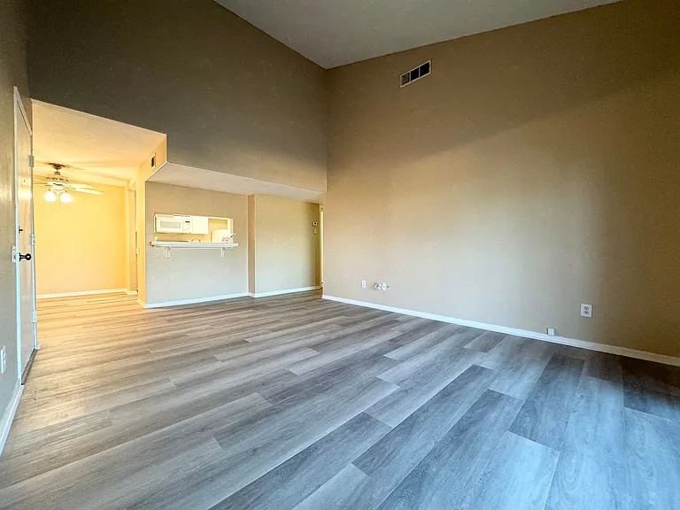 45546 Aladdin St #D201 — Photo 3