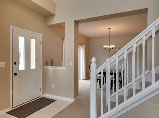 885 Braunworth Ct, Chaska, MN 55318