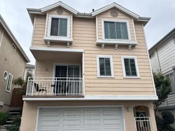2366 241st St, Lomita, CA 90717