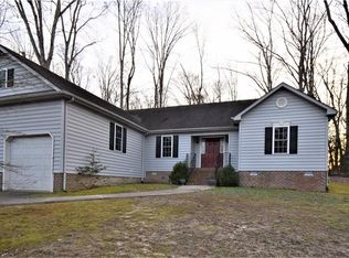 14402 Sonnenburg Dr, Chester, VA 23831