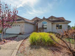1745 Crosby Ln, Redding, CA 96003