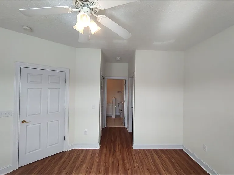 114 Fountain Pointe Ln #304 — Photo 5