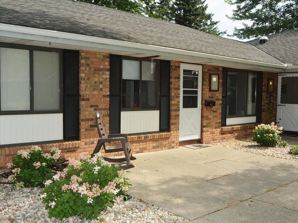 1st image of 19 Old Mill Dr Unit 31